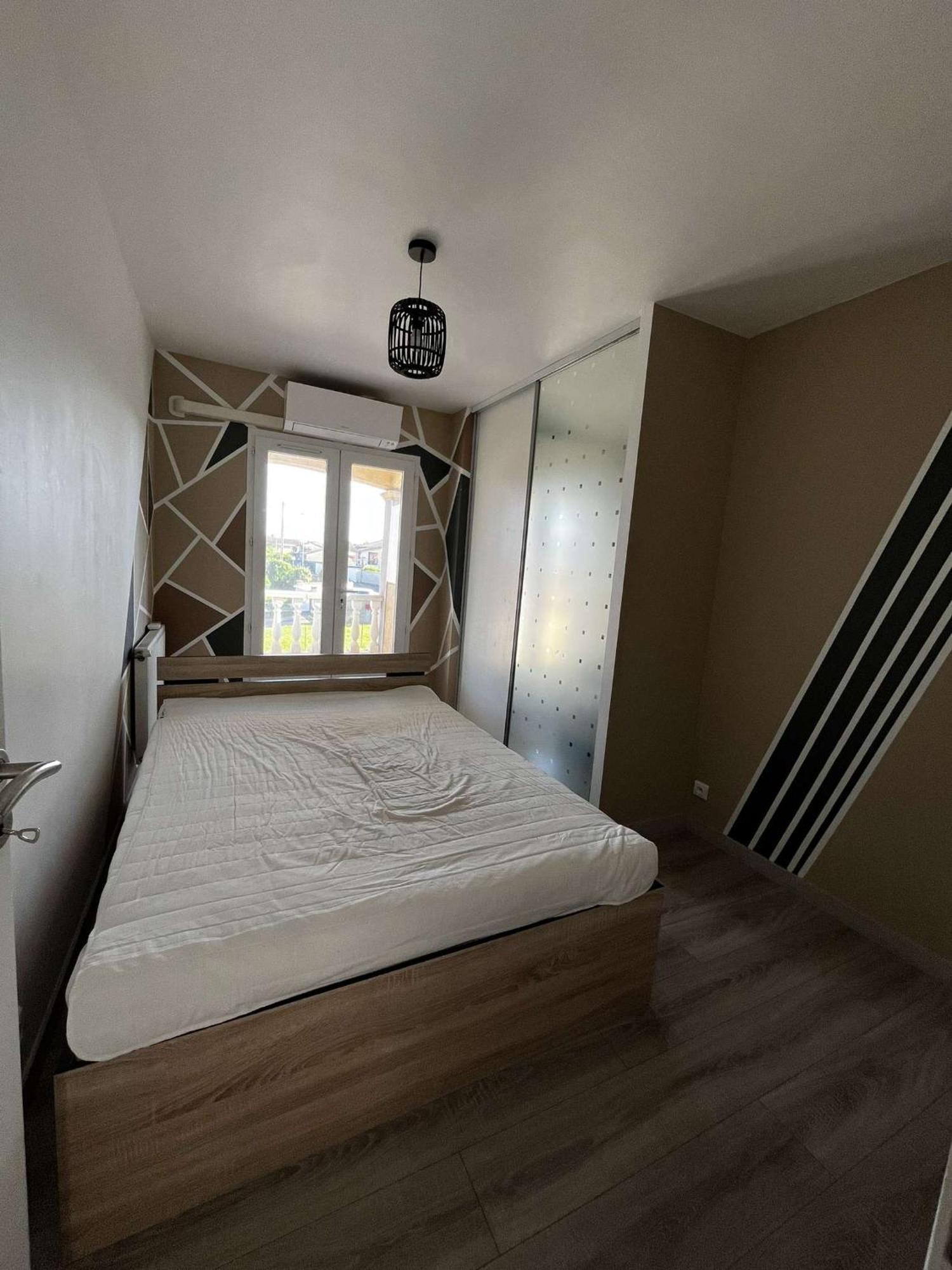 Villa Contemporaine Avec Piscine Romans-sur-Isère Extérieur photo